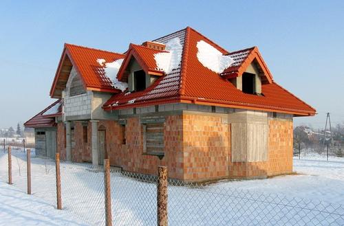 Zabezpieczenie budowy na zimę