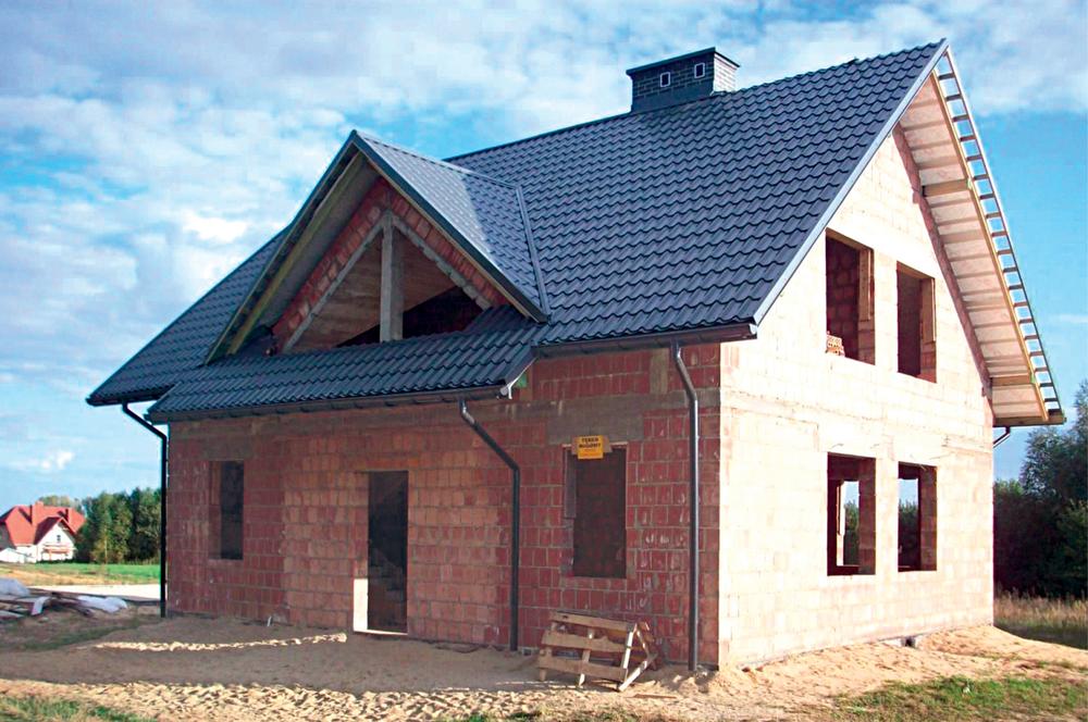 Skośny dach z betonu